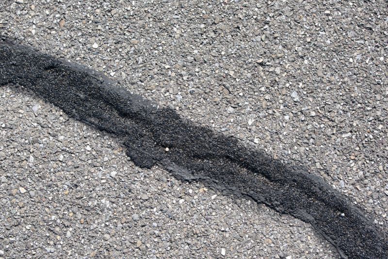 Blacktop Driveway Sealing in Columbus, OH