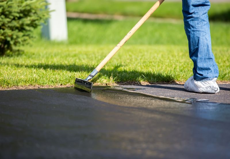 Tar Driveway Sealing in Miami Dade County, FL
